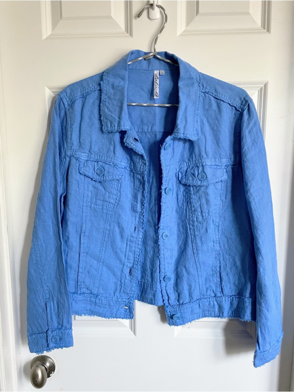 Lulu-B Travel Jacket in Blue Linen - Picture 9 of 9
